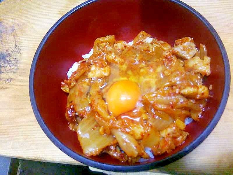 豚バラキムチ丼/月見