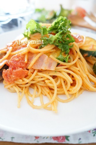 なすとズッキーニの濃厚トマトクリームスパゲティ レシピ 作り方 By ちいさなしあわせキッチン 楽天レシピ