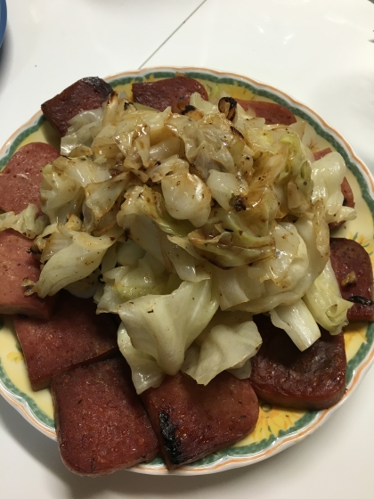 スパムとキャベツの炒め物