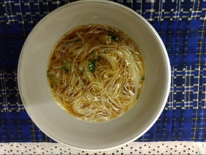 新玉ねぎ人参ほうれん草☆彩り☆おかめうどん