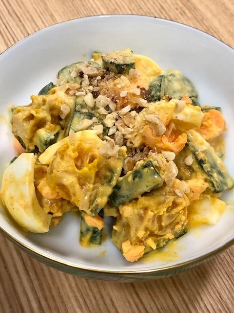 かぼちゃとゆで卵のカレーマヨサラダ