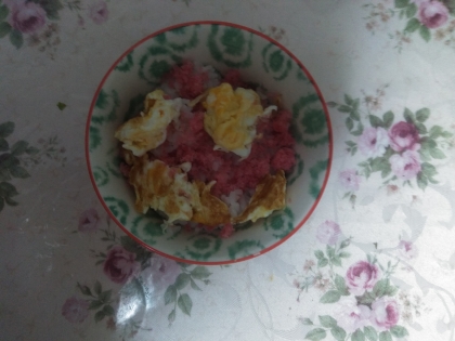 お花見に✿⁠桜でんぷ&玉子焼きの簡単ちらし寿司