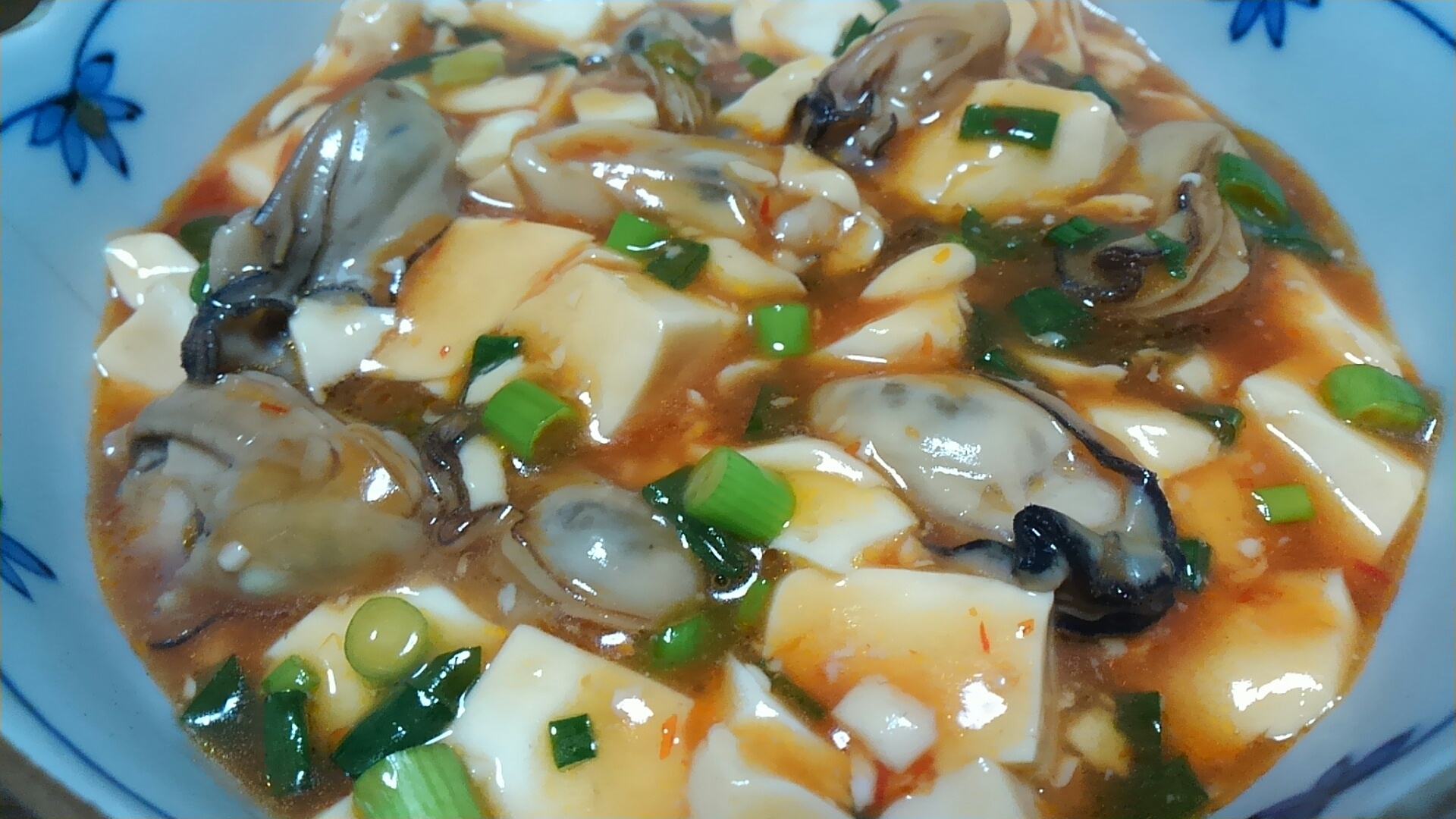 牡蠣の麻婆豆腐風＊牡蠣の旨味が広がります♪