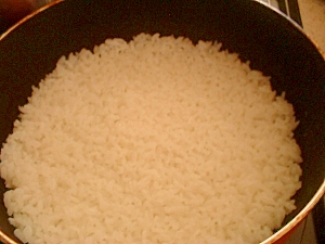 簡単フライパン炊飯（お米１合につきお水２００ml）