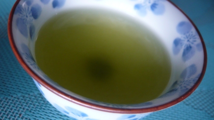 おはようございま～す。美味しいお茶が入りました。ごちそう様です(#^.^#)