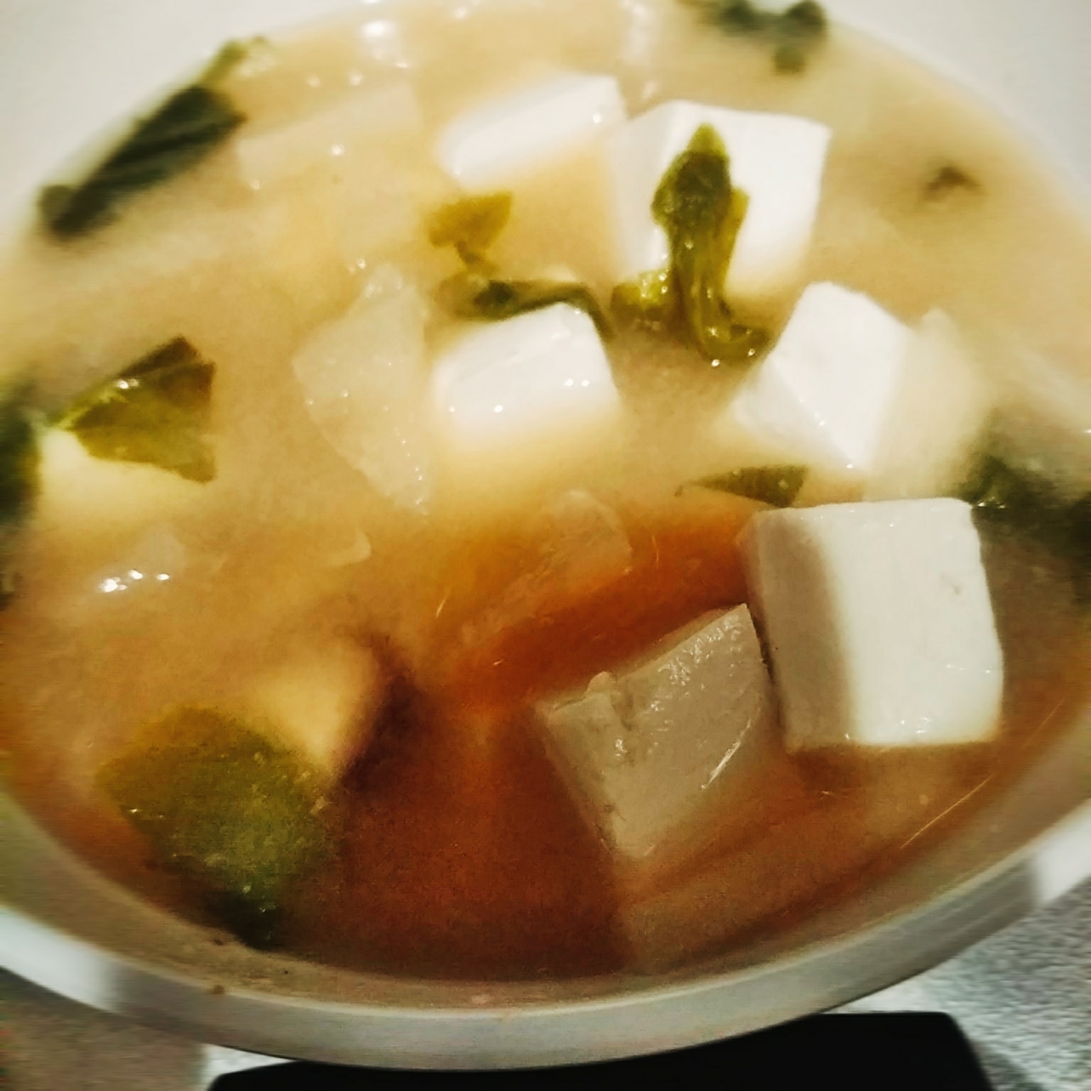 二十日大根葉と豆腐の味噌汁