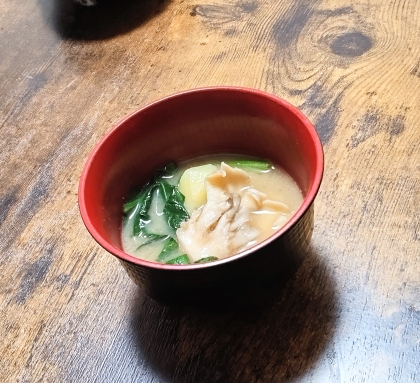 じゃがいもと残り食材で簡単味噌汁