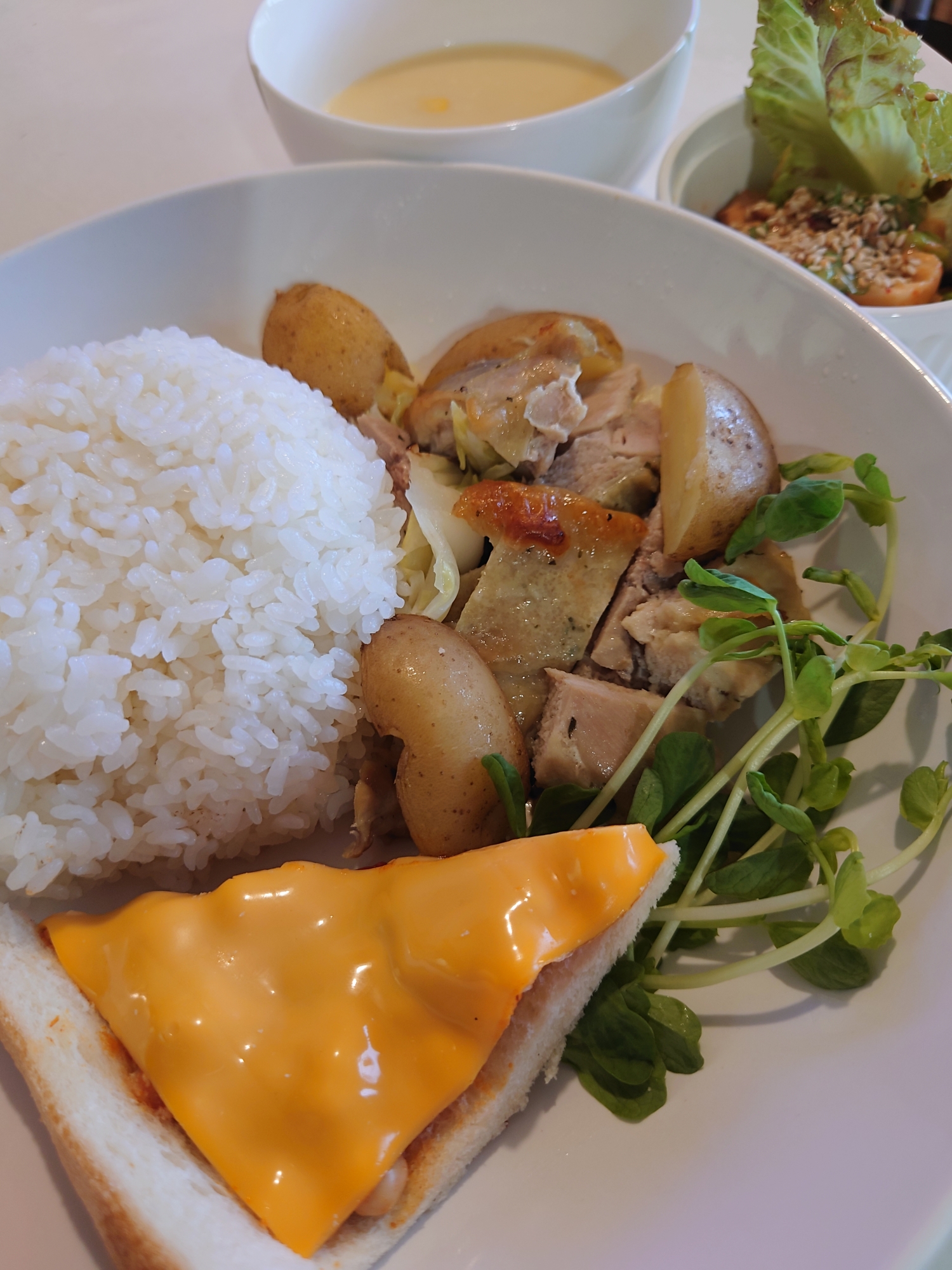 鶏もも肉でグリルバジルチキン