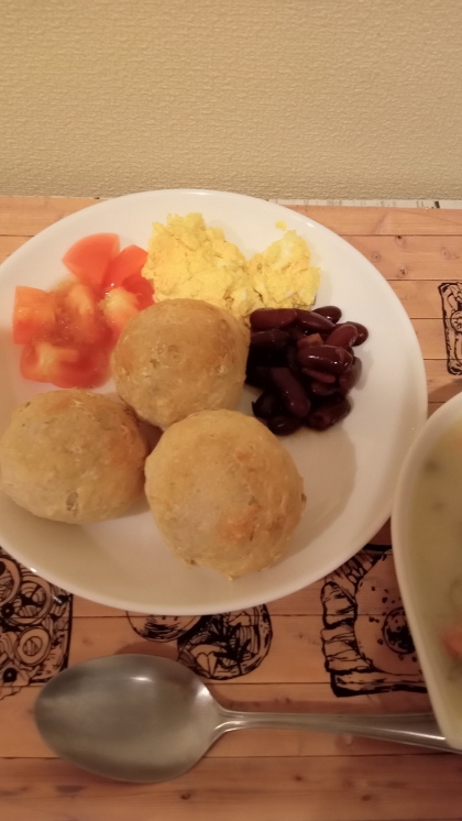 フランスパンで丸パン！ テーブルパン