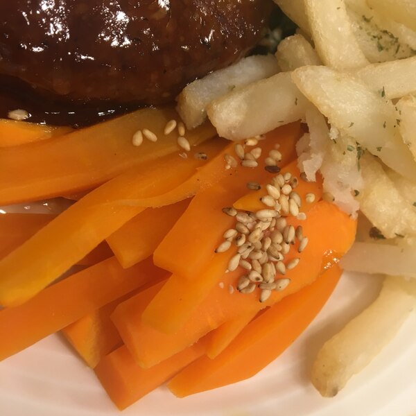 ハンバーグに添える人参 レシピ 作り方 By コラさん 楽天レシピ ハンバーグに添える人参 レシピ 作り方 By コラさん 楽天レシピ