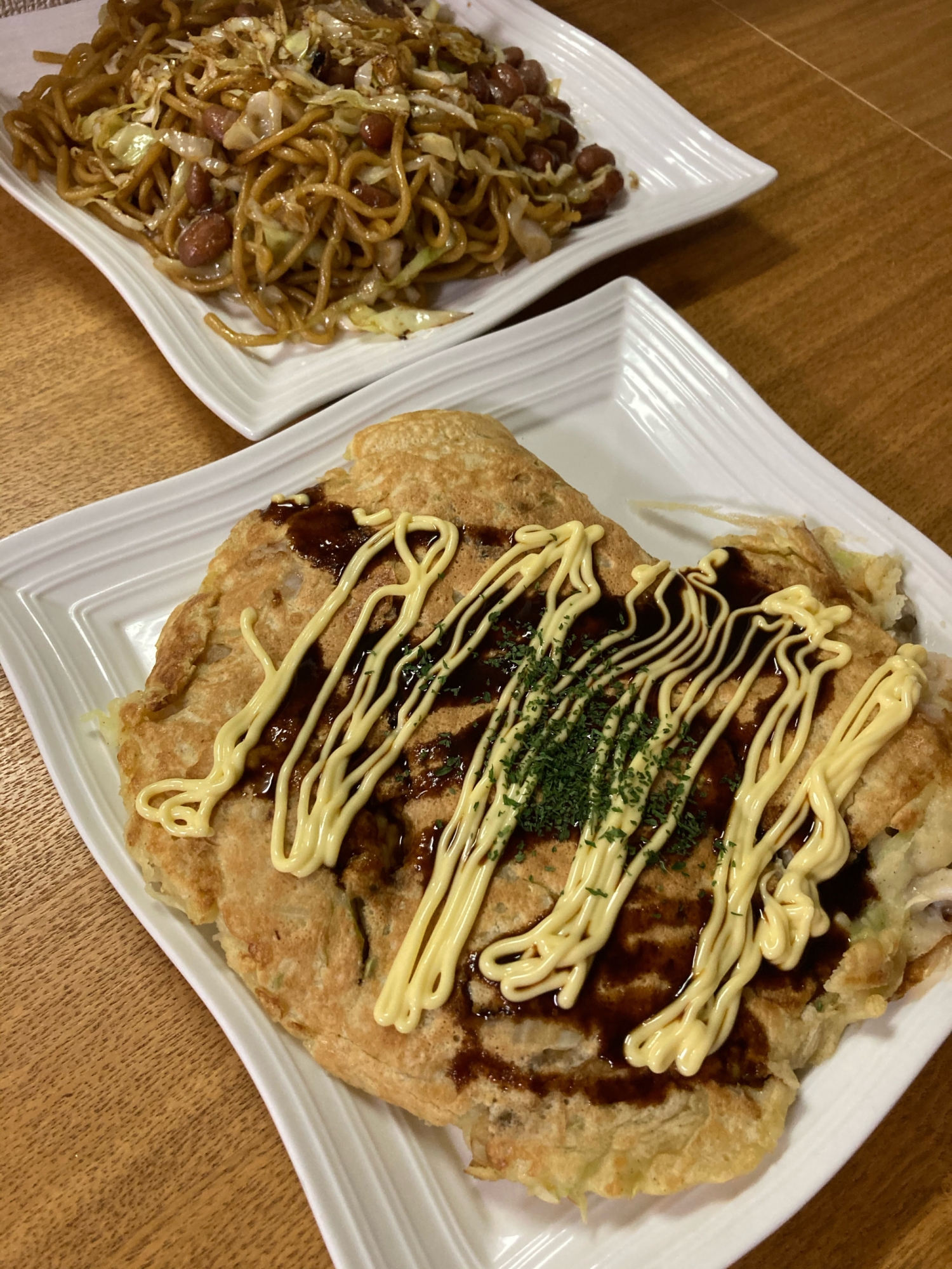 キャベツとシーフードのお好み焼き