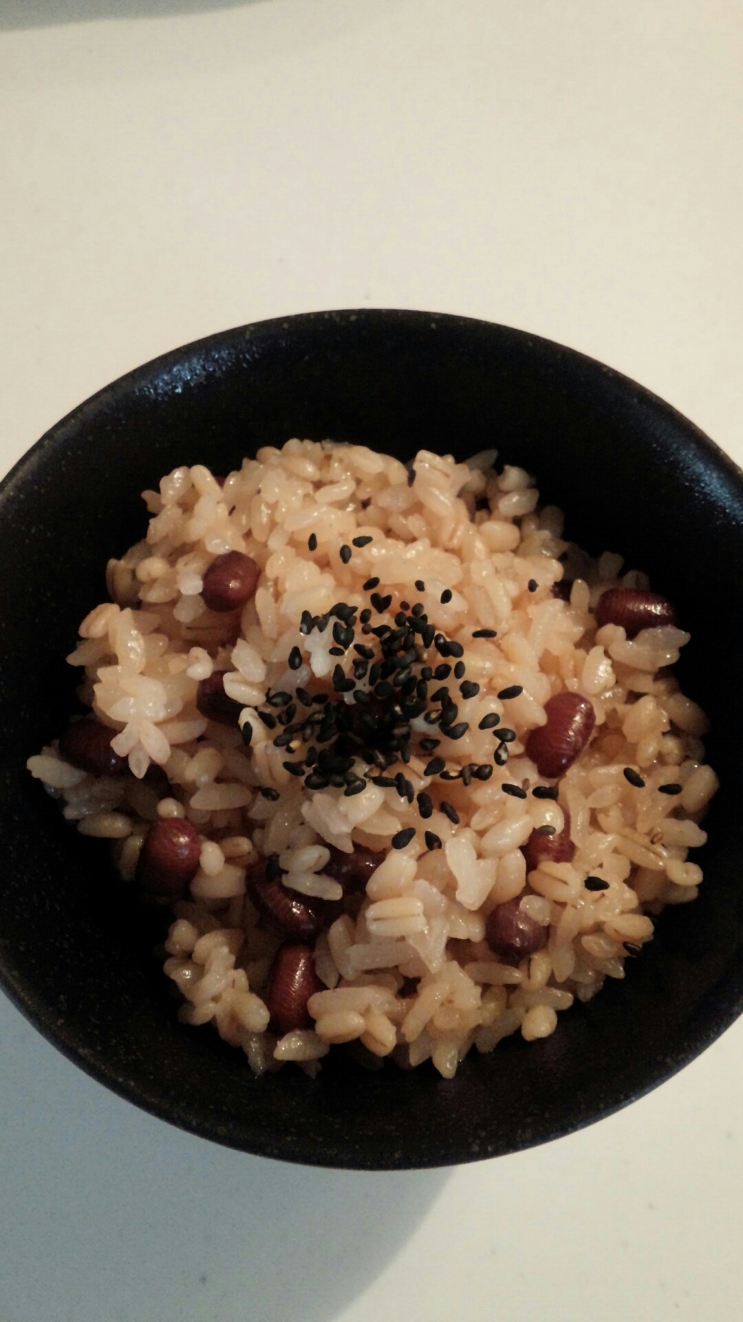 小豆たっぷり♪もち麦で贅沢お赤飯