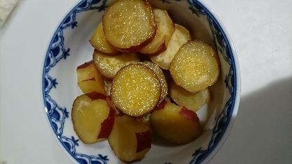 秋といえば♪さつまいもの蜂蜜レモン煮