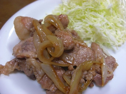 とても美味しかったです♬
お肉が少なかったので玉ねぎプラスに惹かれ作ってみました＾＾
ごちそうさま♪