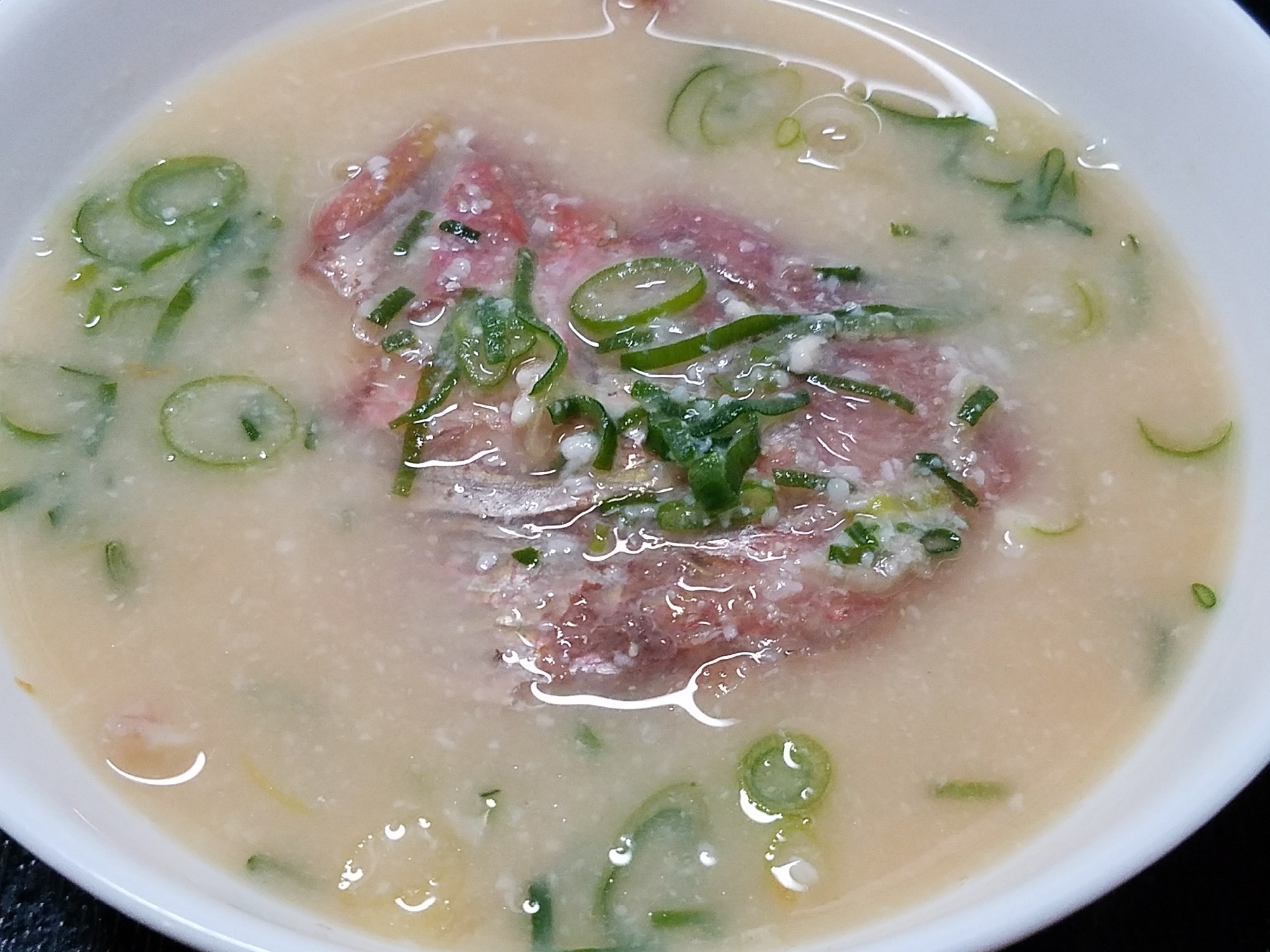 鯛のあらの出汁が美味しいシンプル粕汁