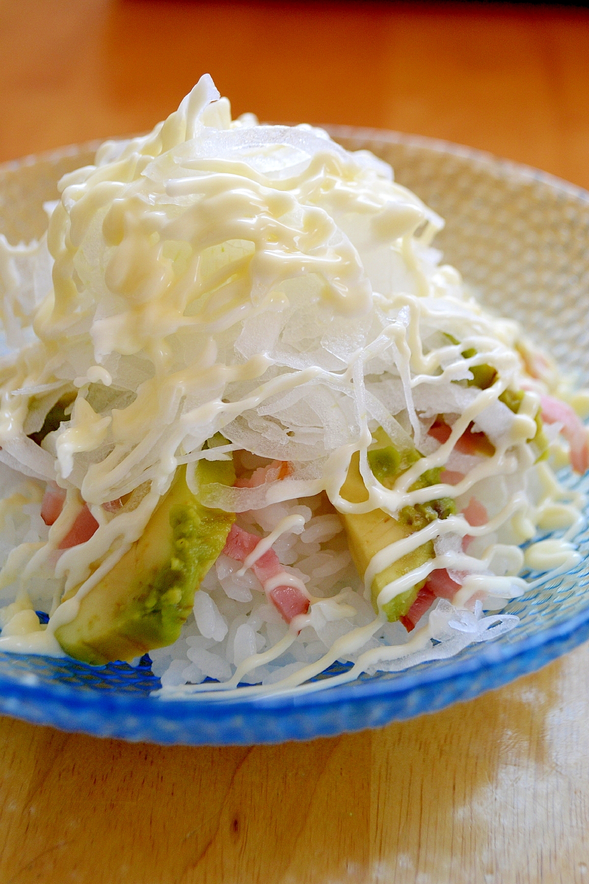 ＊ベーコンとアボカドサラダ丼＊