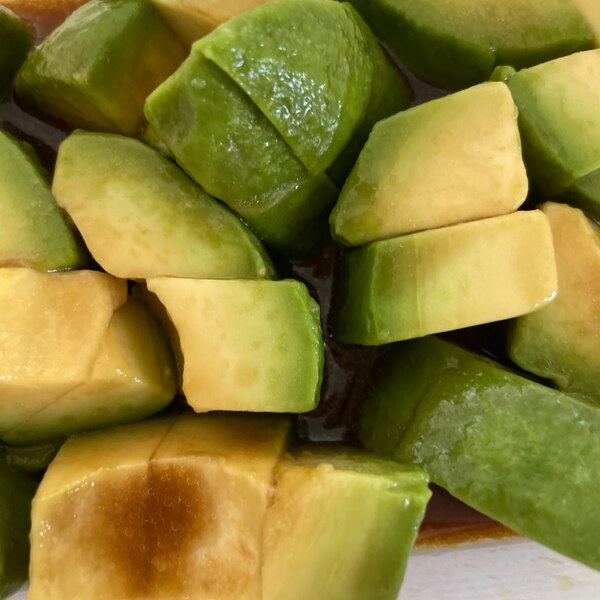 アボカドのめんつゆ漬け レシピ 作り方 By 見た目はアレですが 楽天レシピ アボカドのめんつゆ漬け レシピ 作り方 By 見た目はアレですが 楽天レシピ