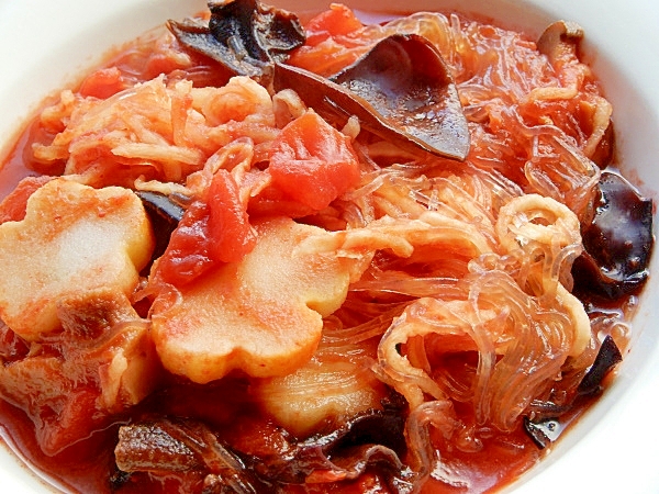 トマト缶で❤乾物スープ♪（昆布茶ほか）