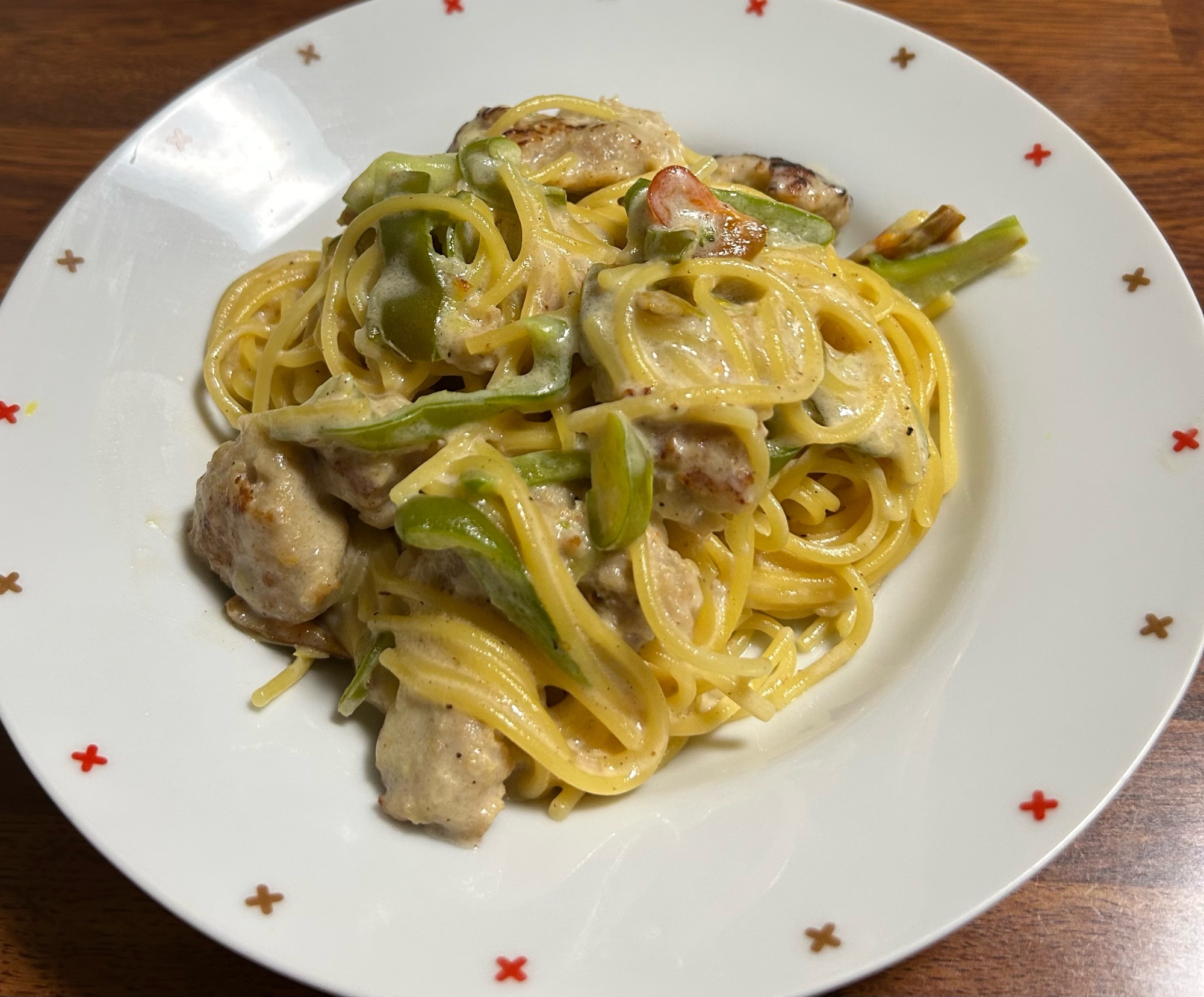 豚ひき肉とピーマンのクリームパスタ♫