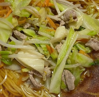 三色野菜&ハム&蒲鉾ラーメン