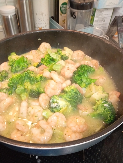 海老とブロッコリーのマヨネーズソース和え