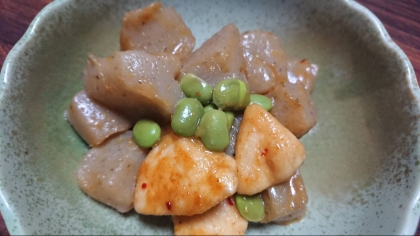 こんにゃくと鶏むね肉のピリ辛炒め