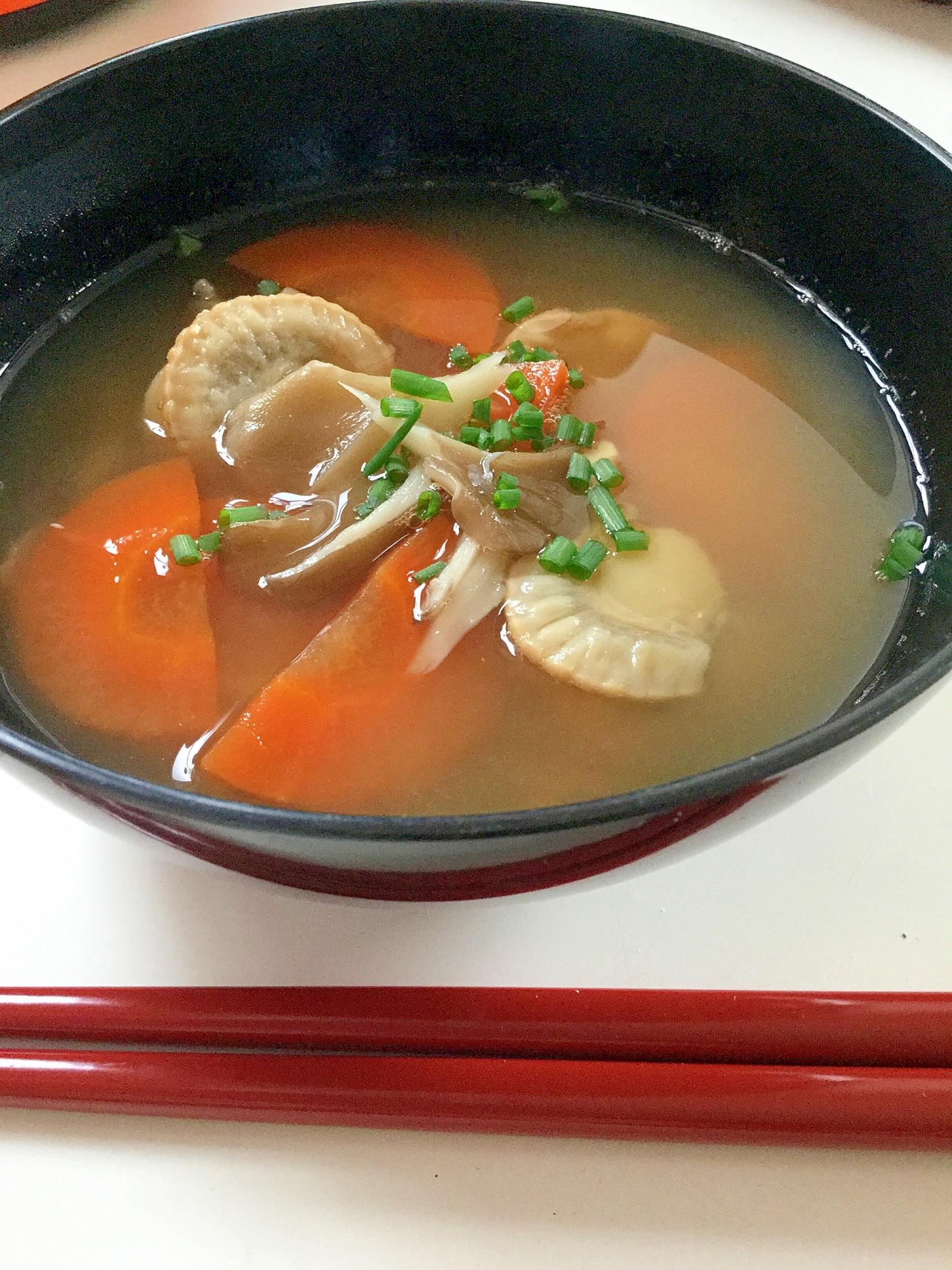 冷凍ベビーホタテの味噌汁 レシピ 作り方 By レオルナ 楽天レシピ