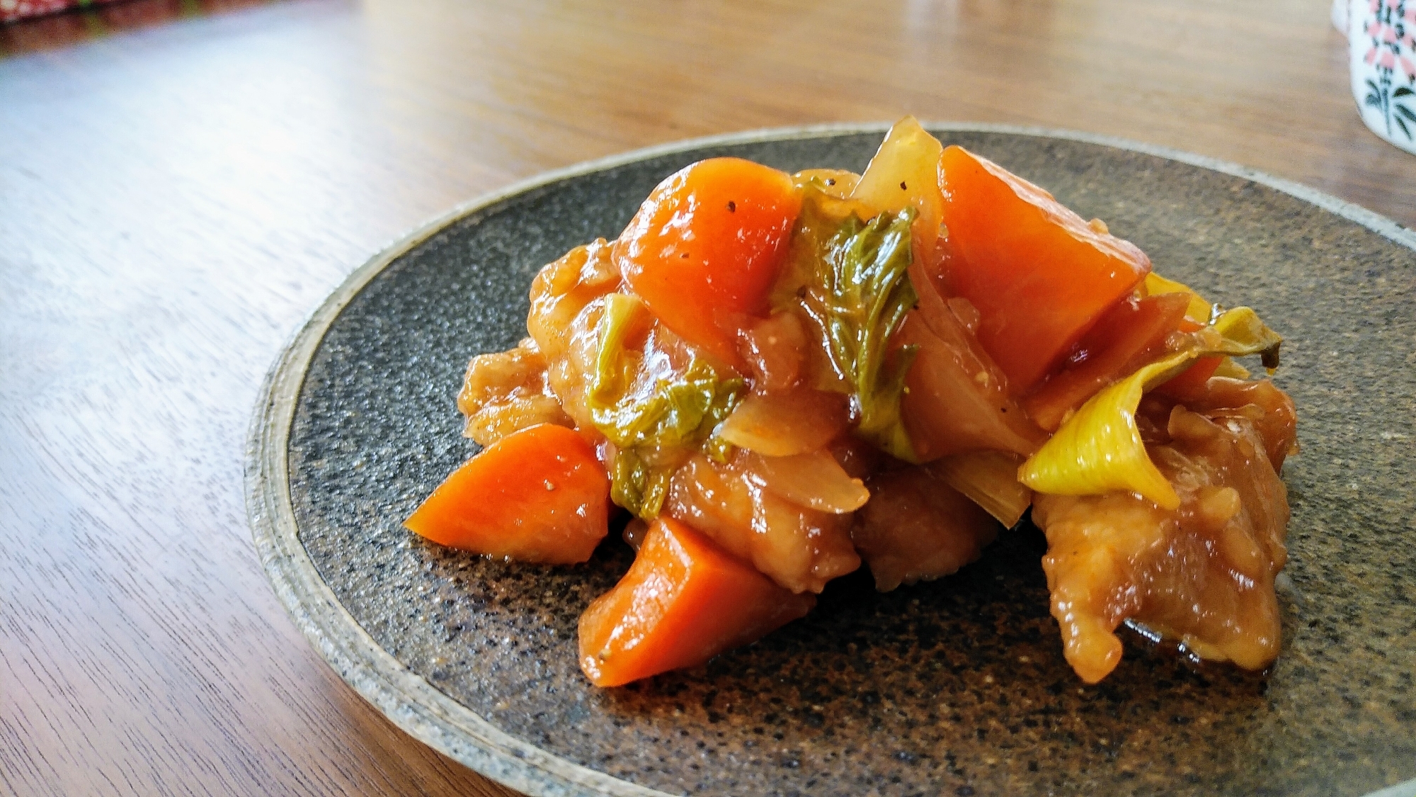 大きなお肉で食べ応え十分!!熱々酢豚であったまろ♪