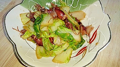 ホタルイカと白菜の生姜炒め