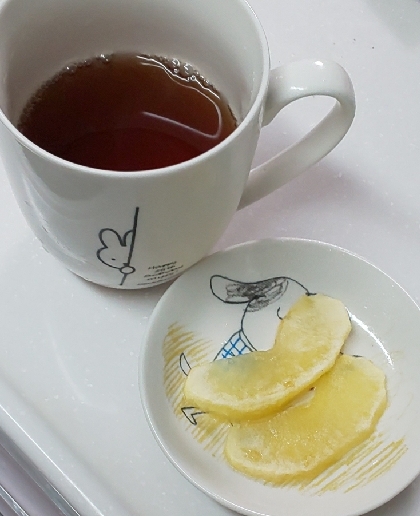 夢さん♡夕方、旅行から帰ってきて、バターりんごと紅茶で一休みしました！長野から送られてきたりんご、とてもおいしかったです♪素敵なレシピありがとうございます☺️