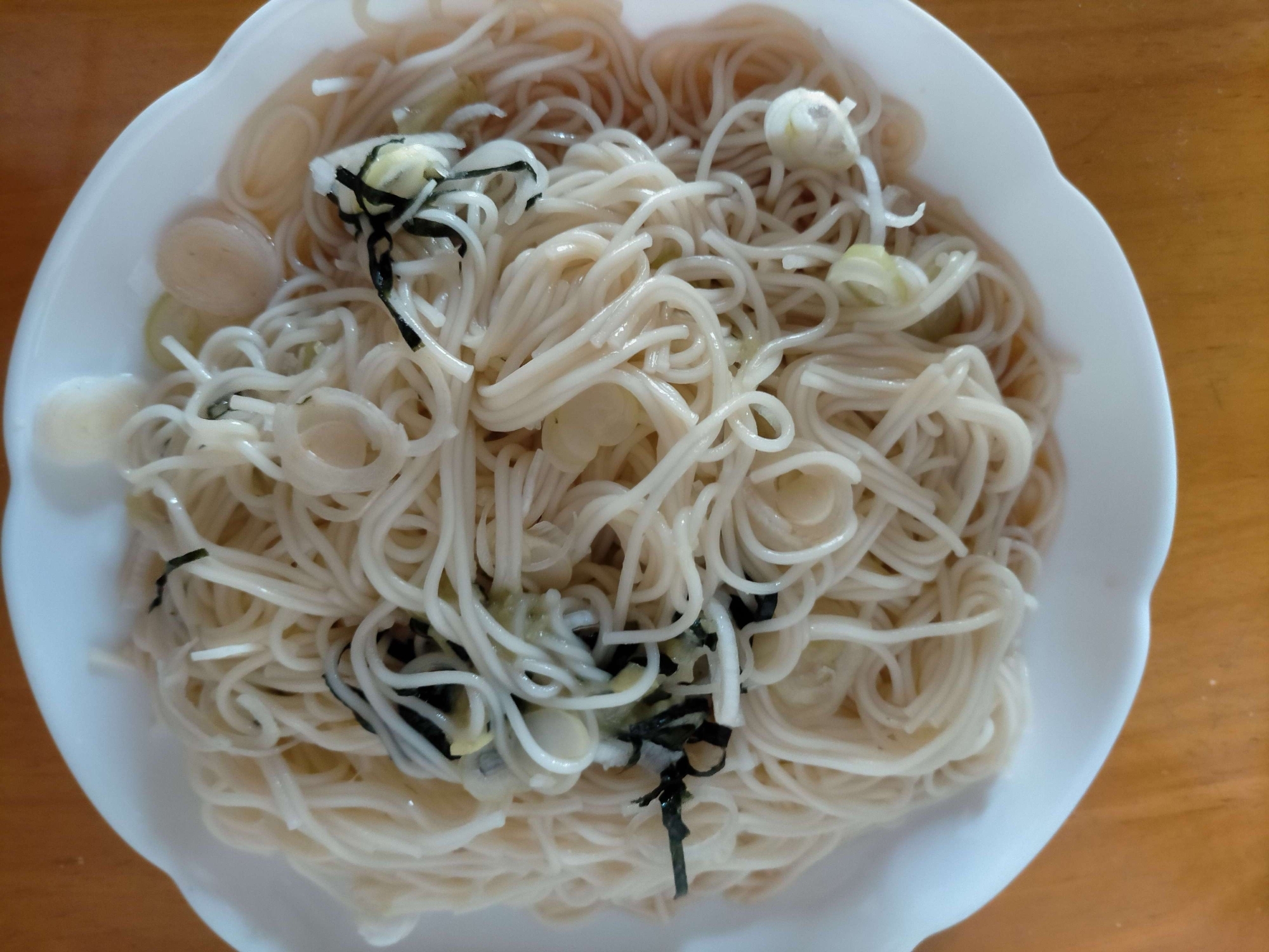 夏は冷やして温麺