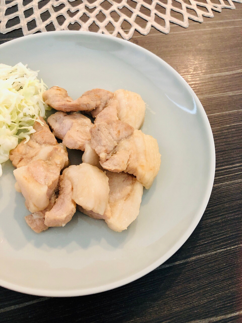 豚かたまり肉☆甘辛はちみつ生姜漬け焼き