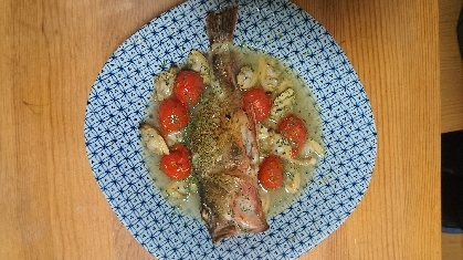 自分で釣ったカサゴで作りました！家にあった冷凍アサリをいれましたが美味しくできました(*^^*)