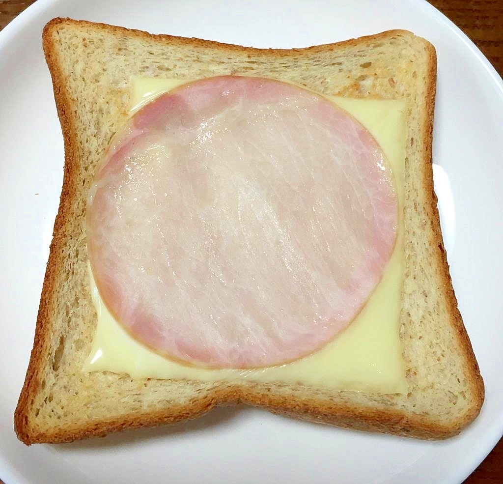 ハムとチーズのトースト レシピ 作り方 By はわゆり 楽天レシピ