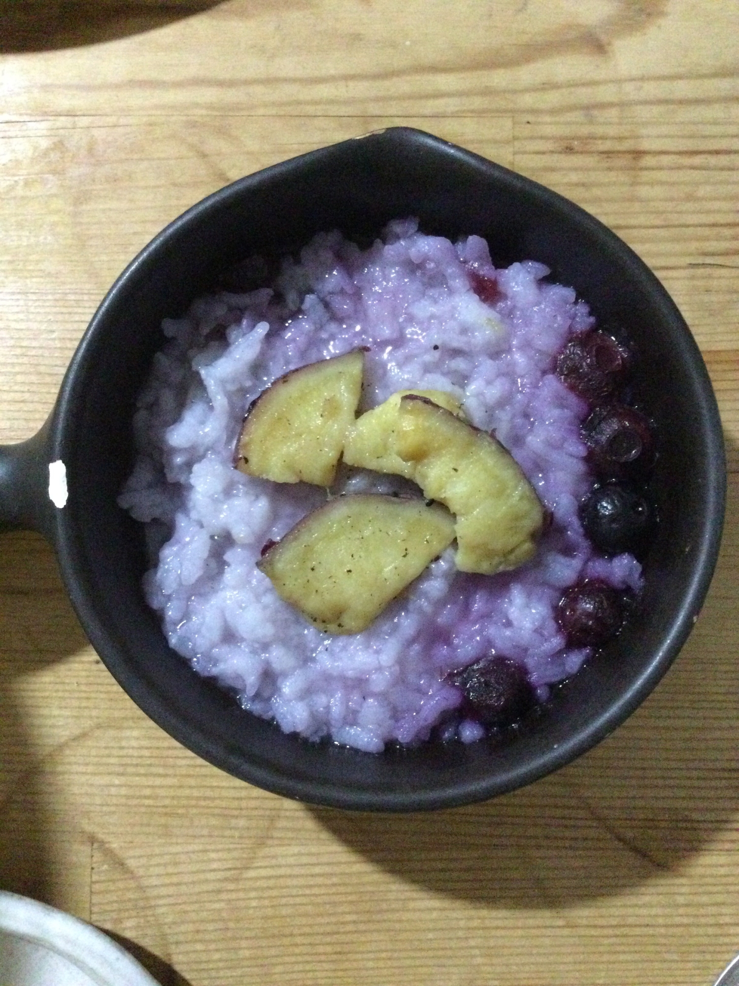 さつま芋乗せ♢ブルーベリー入りご飯♪