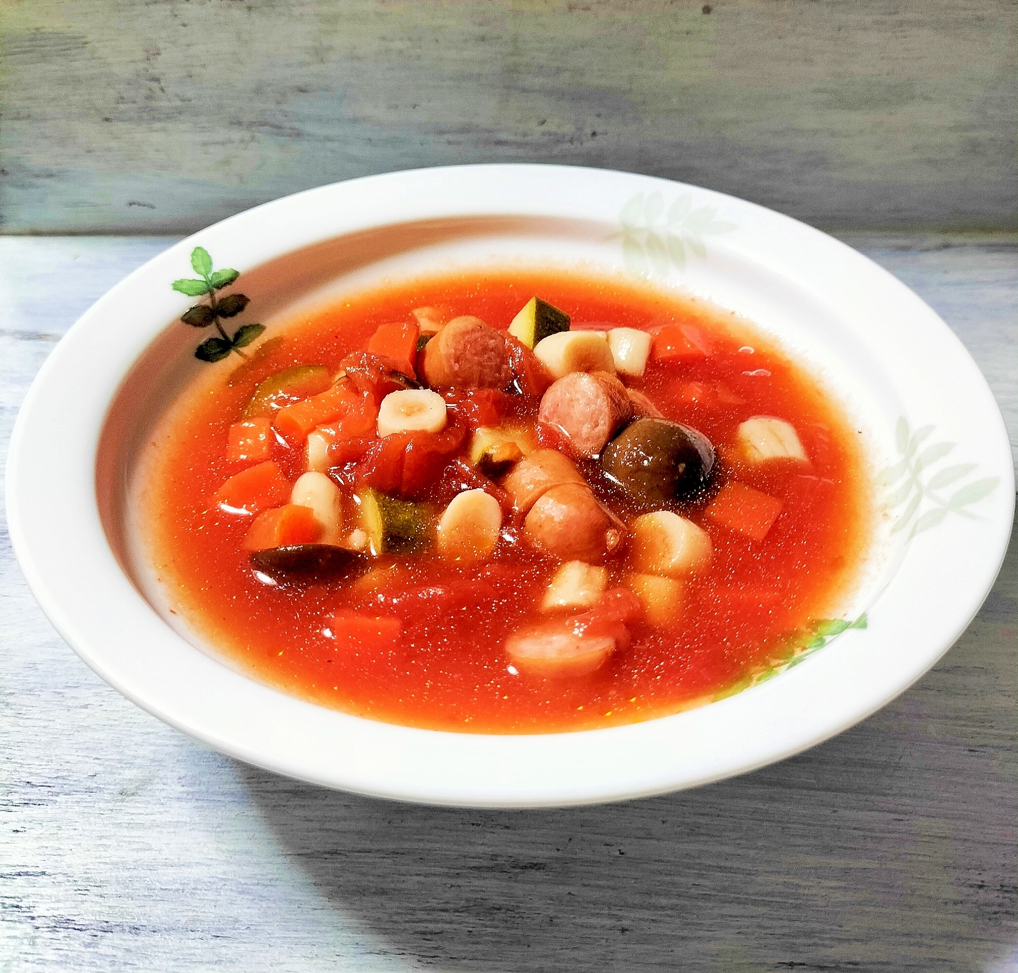 ここなっつん流✨食べるトマトスープ