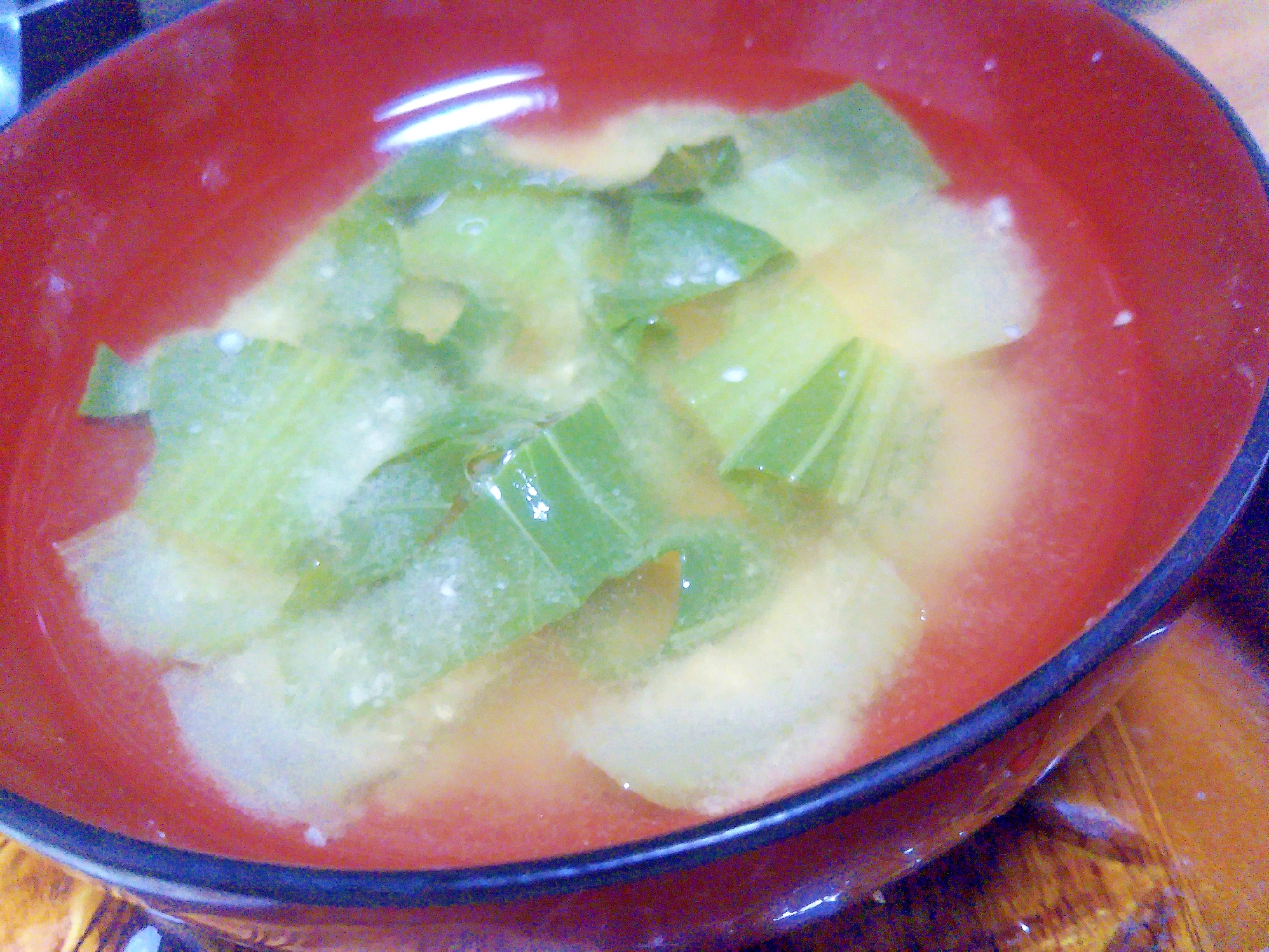 青梗菜たっぷり味噌汁