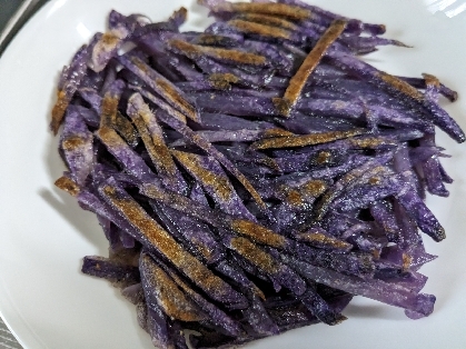 紫色のジャガイモ（シャドークイーン）で作りました。簡単に作れて美味しくいただきました。ありがとうございました。