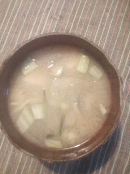 シンプルイズベスト☆豆腐とみょうがの味噌汁