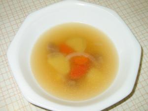 野菜と豚肉の中華スープ