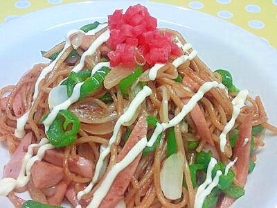 魚肉ソーセージ＆ピーマンの焼きそば