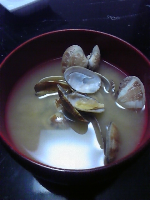 アサリ貝の味噌汁