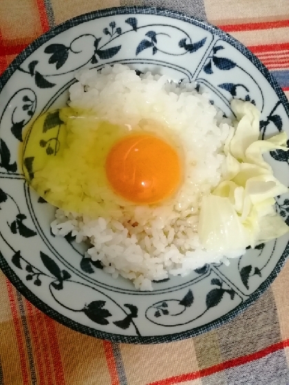 キャベツの漬物を作りのせました。卵と一緒に漬物を食べると美味しかったです(⁠ ⁠◜⁠‿⁠◝⁠ ⁠)⁠♡素敵なレシピをありがとうございます♫