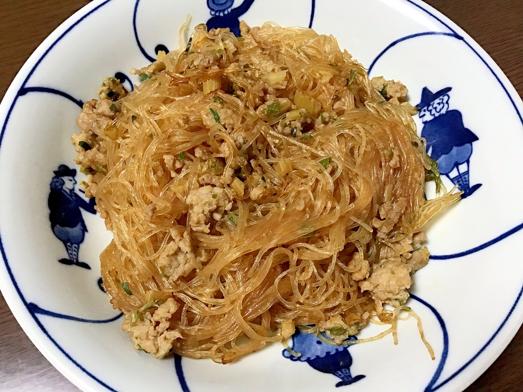 余った餃子の餡で☆麻婆春雨