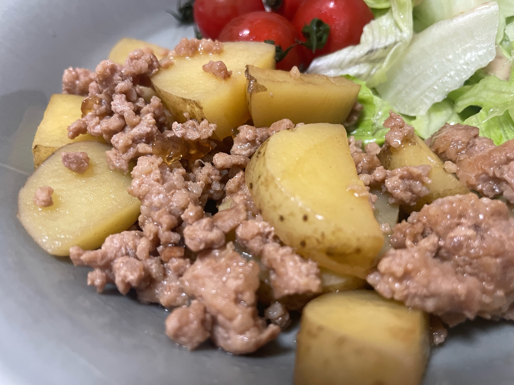 【メイン】じゃがいもとひき肉の煮詰め