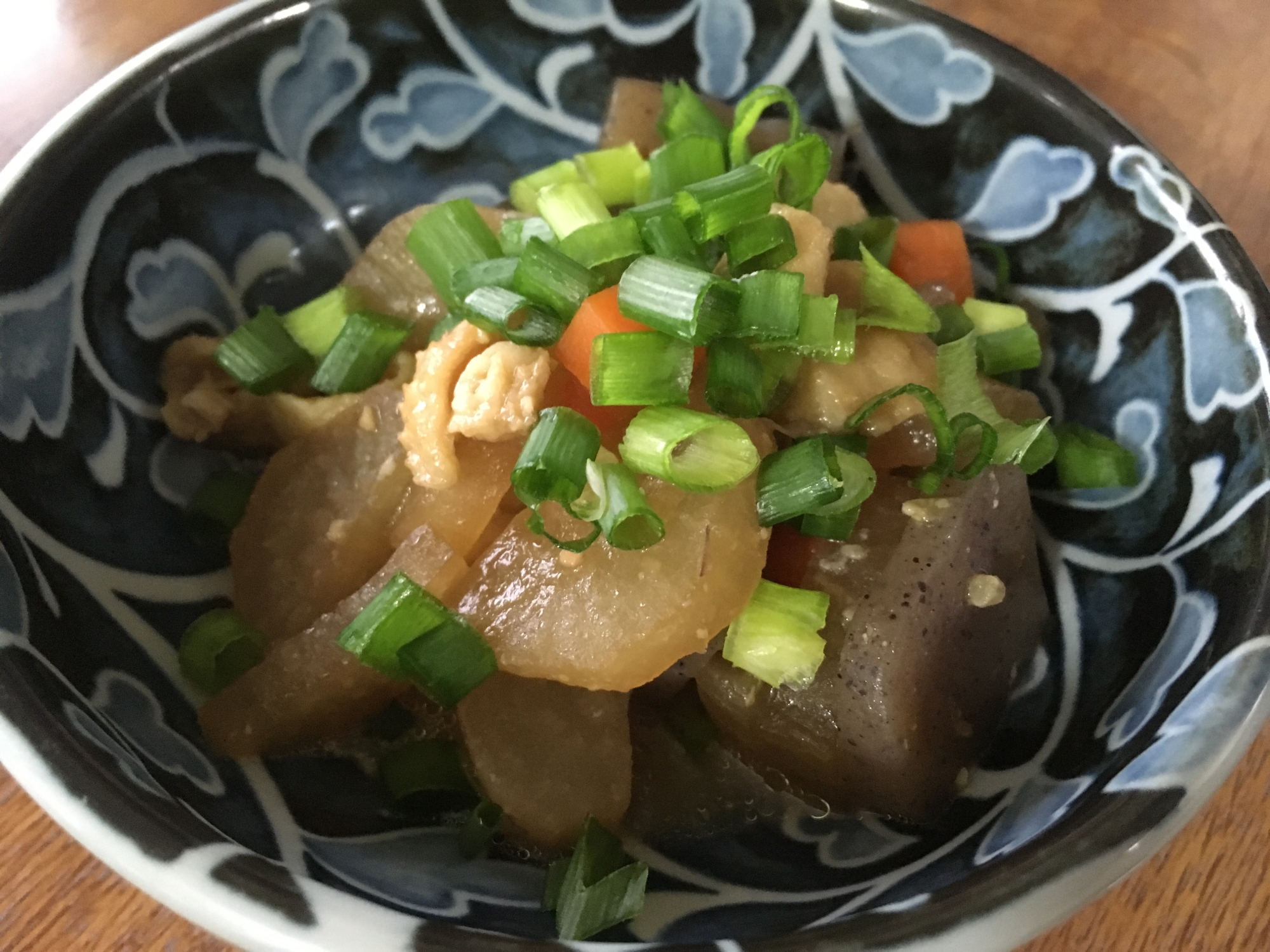 鶏皮味噌煮込み！味が染みて美味しいよ♪