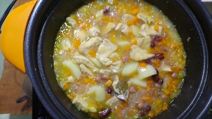 フランス母の味！鶏もも肉とひよこ豆のキャセロール♪