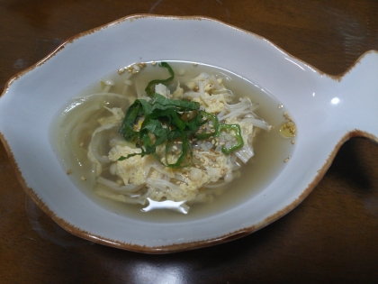 春雨がなかったので代わりにえのきをいれましたが、とっても美味しかったです！オクラのスープはまりそうです。