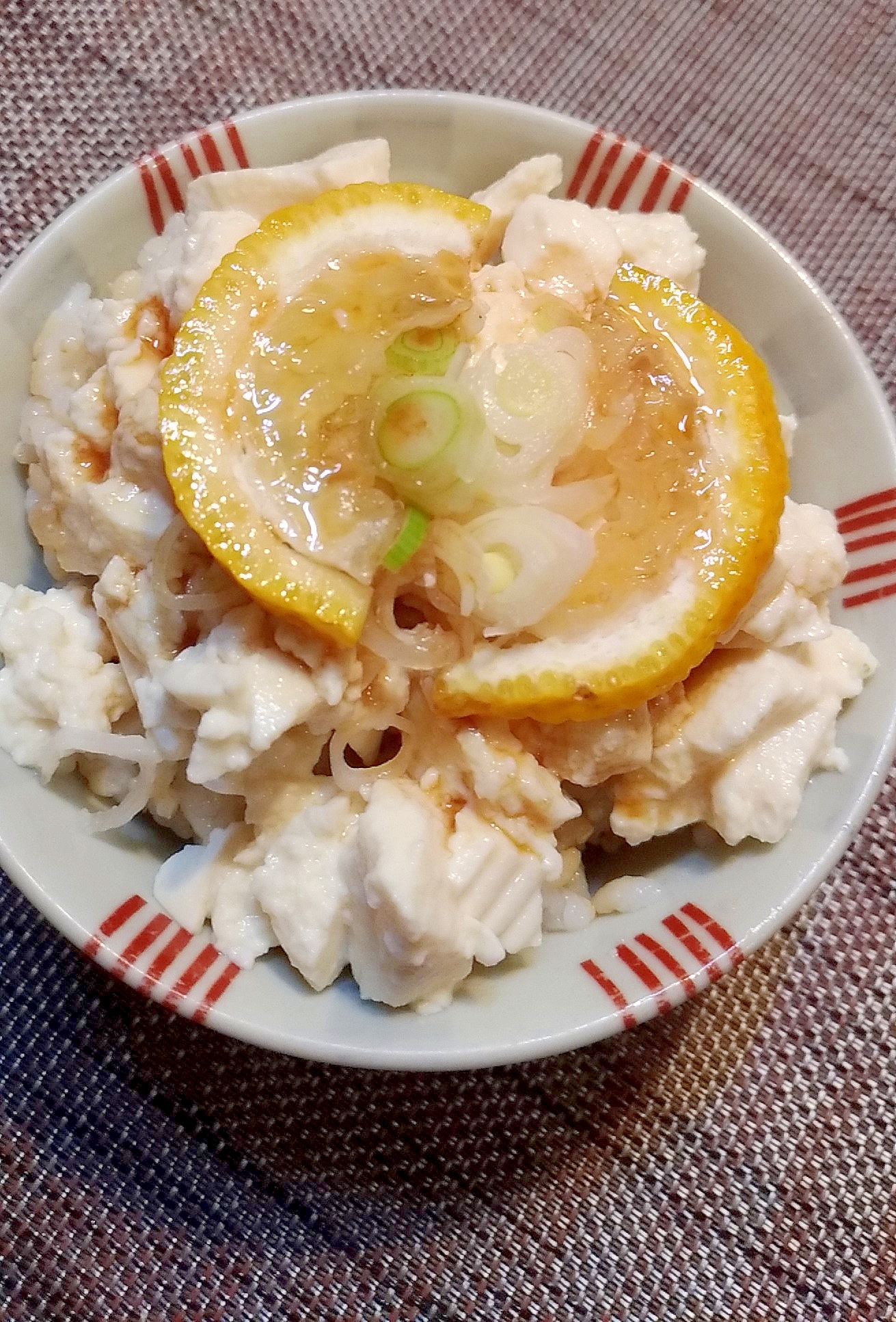 とろーり♪さっぱり柚子豆腐丼