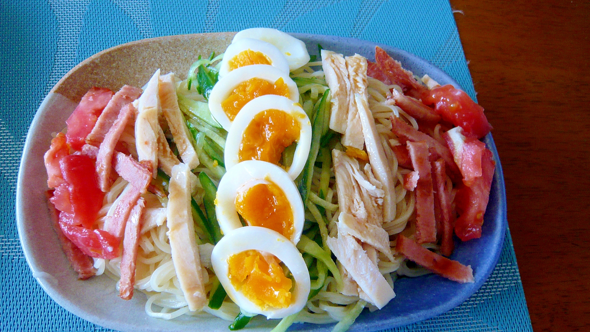 ♥　サラダチキン＆スパム入り冷やし中華　♥